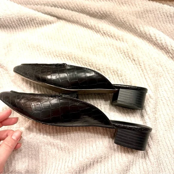 Express Black snakeskin mules - Picture 4 of 5